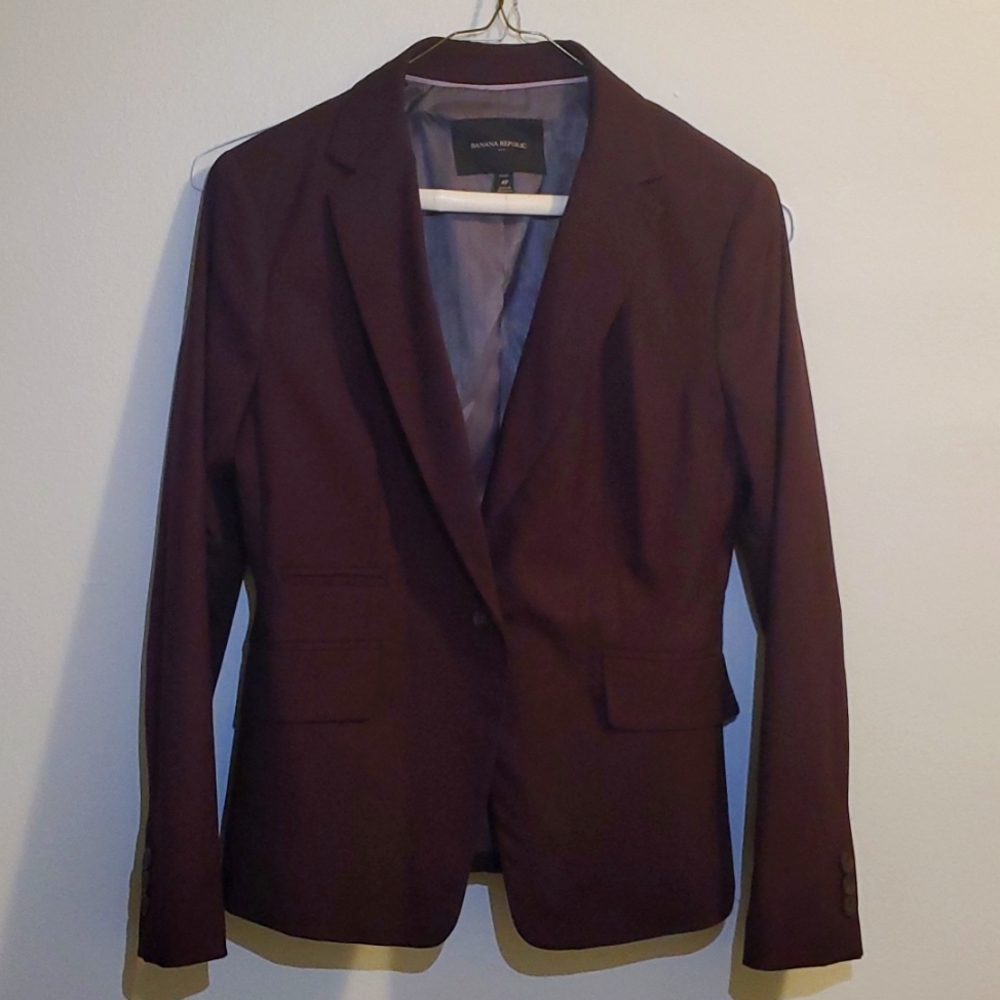 Banana Republic Maroon Blazer; Size 4 Petit